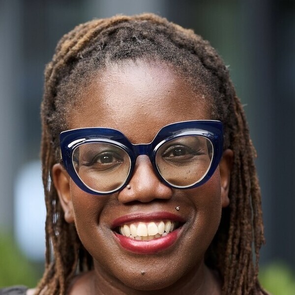 Collette  Philip