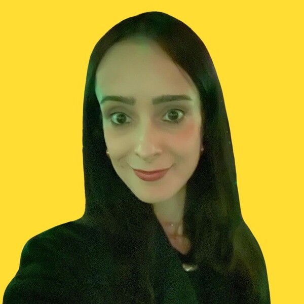 Roxanna Larizadeh-Nassif